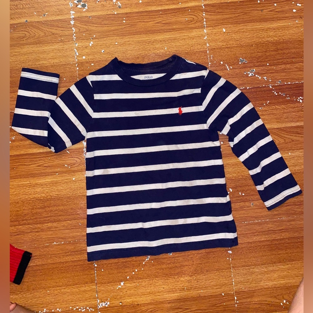 Boy shirt size 4
